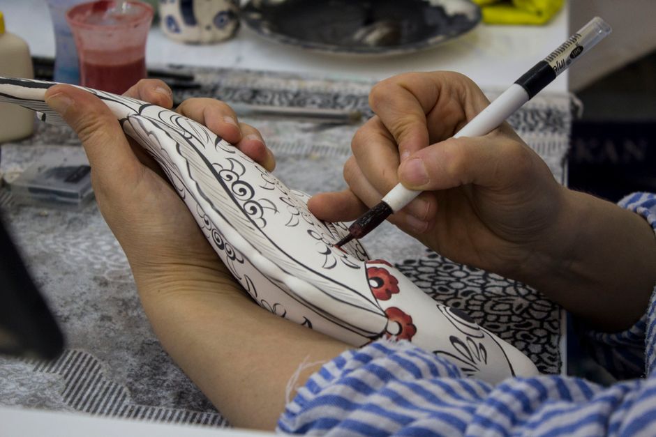 workshop plate and painting