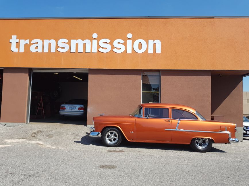 auto body repair shop
