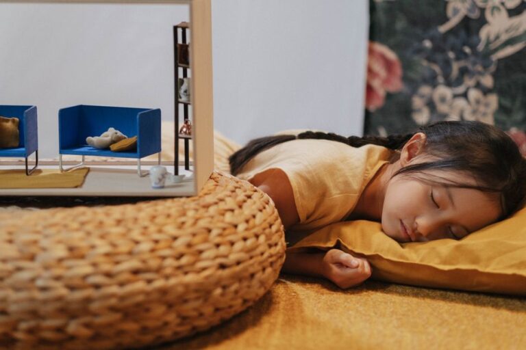 kids furniture store